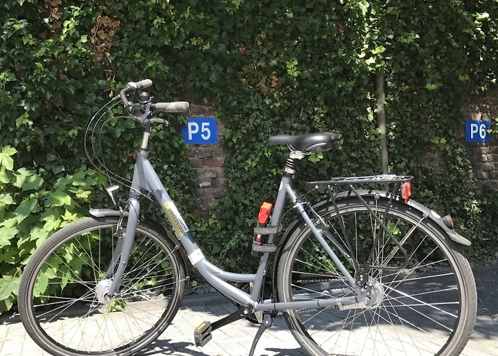 Отель Conti - Partner Of Sorat 4*